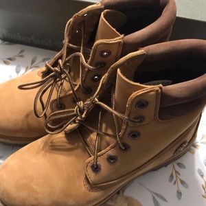 Women’s 6 inch Timberland “Cookie”